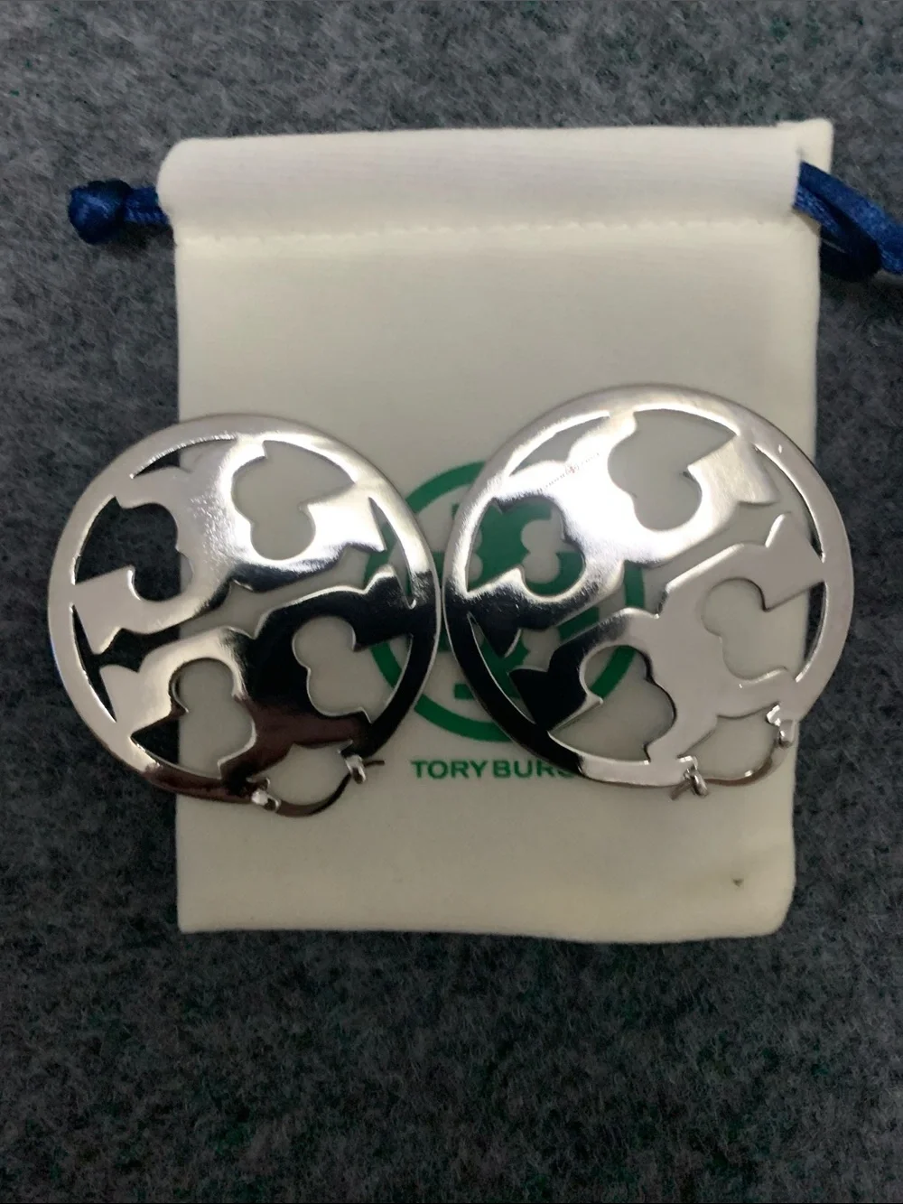 Tory Burch Polished Silver-Tone Cutout Logo Drop Earrings